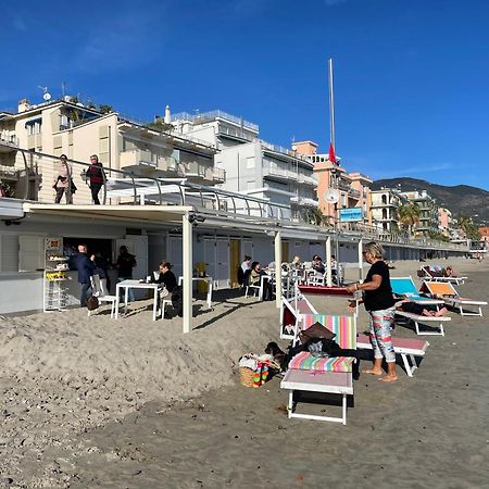Locanda Kon Tiki Alassio Buitenkant foto