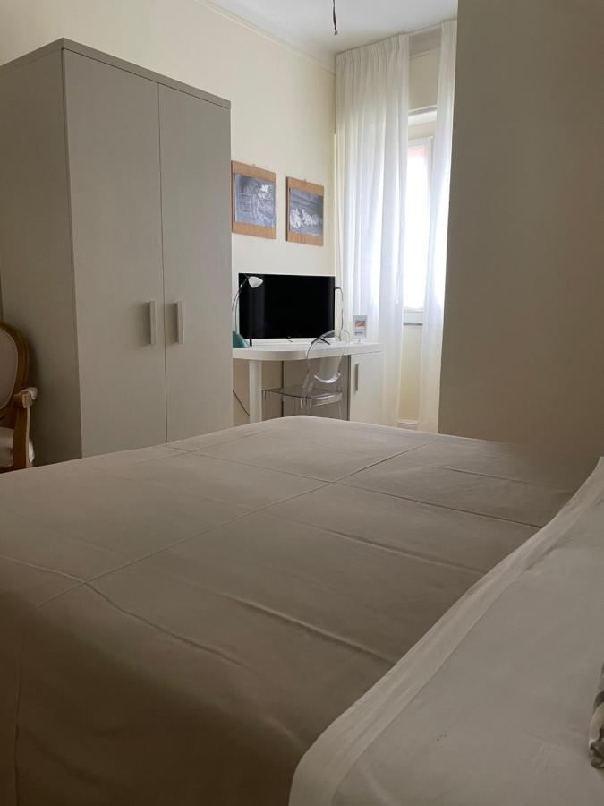 Locanda Kon Tiki Alassio Buitenkant foto