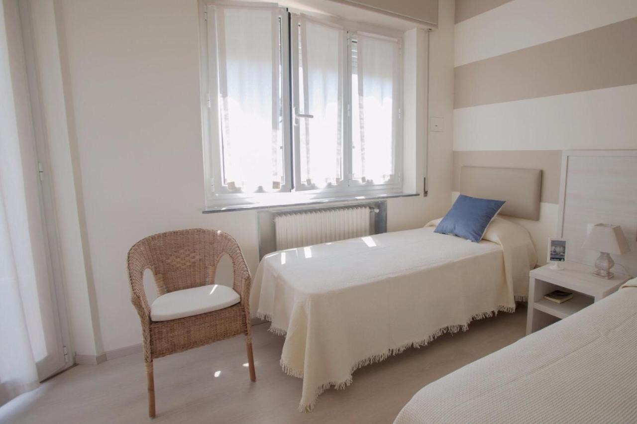 Locanda Kon Tiki Alassio Buitenkant foto